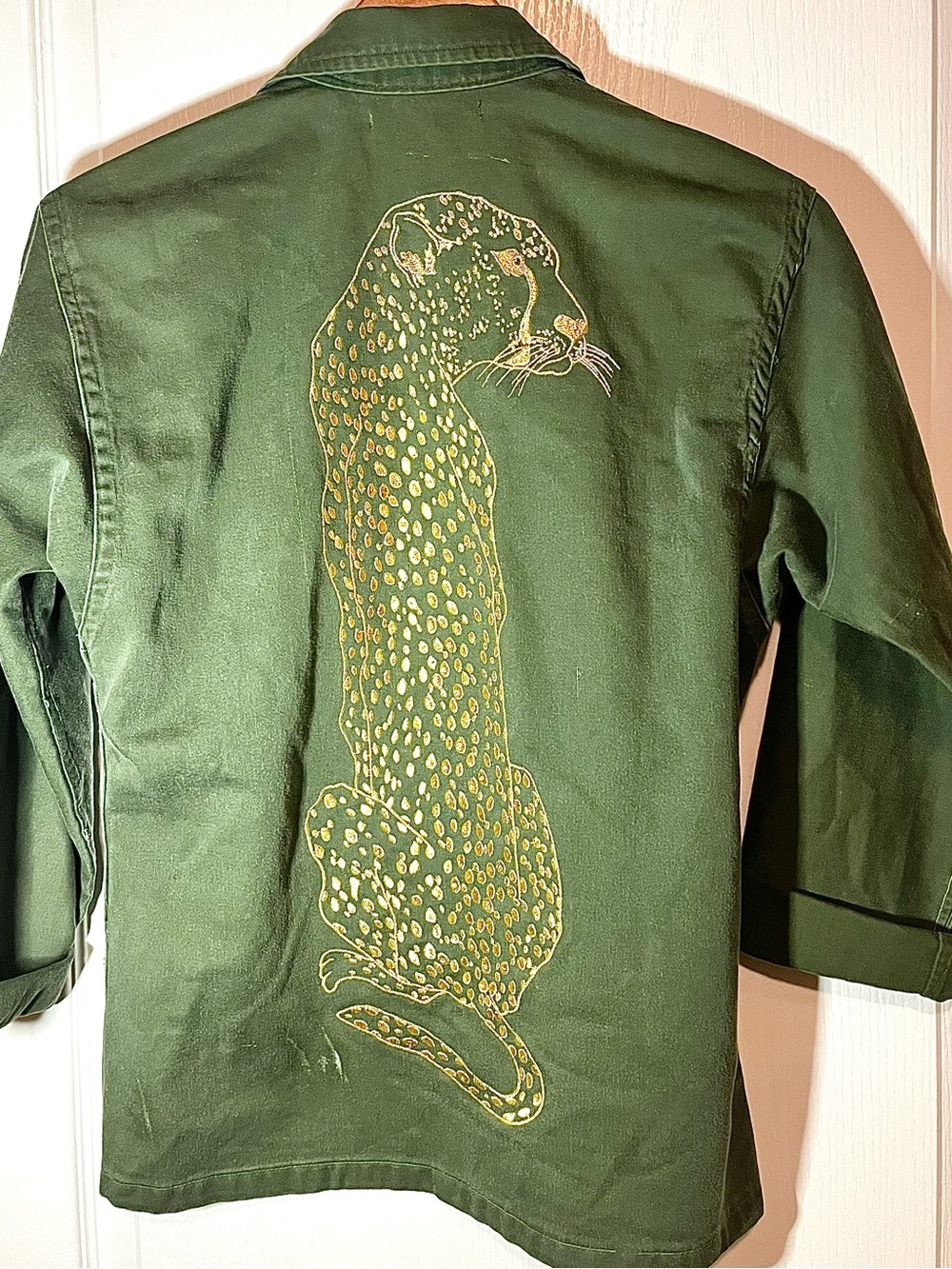 Novella Royale Green Jacket with Gold Leopard Motif